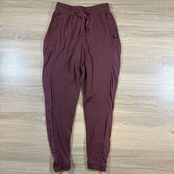 Gymshark Women's  Joggers  Size‎ Medium Red Wine Nylon Stretch Logo - Picture 2 of 6
